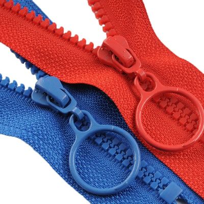 #5 Cerniera in resina con denti colorati per abiti in rosa