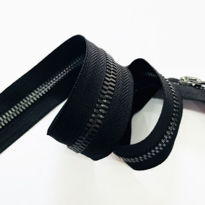 Accessori di cucitura open end two way tipo 3# 5# 8# custom tape color pull ottone cerniera per stoffa