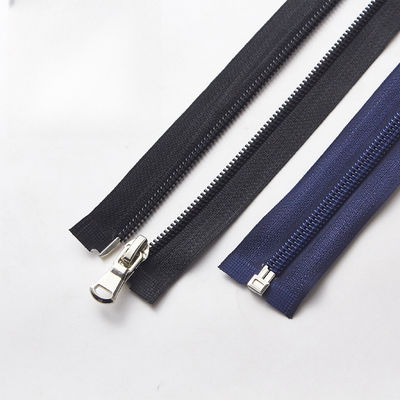 Indumenti di nylon cerniera abbigliamento accessori tessili 5# alta qualità economica cerniera di nylon lunga catena in vendita
