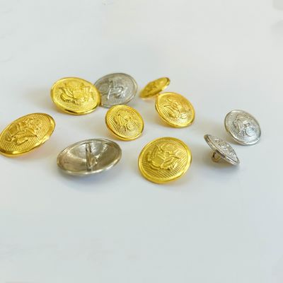 Buttoni rotondi in ottone di metallo personalizzato ricamati con finitura di rivestimento Snap Button