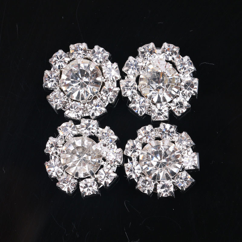 Forma di fiore di metallo sposa Colore chiaro bottone di cristallo Luxury Shank Fancy bottoni di diamante di cristallo per abiti